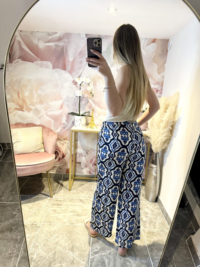 mon joli pantalon fluide bleu et crème