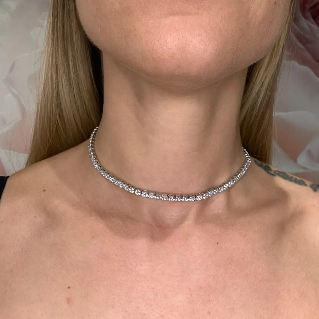 collier fleur blanche diamants