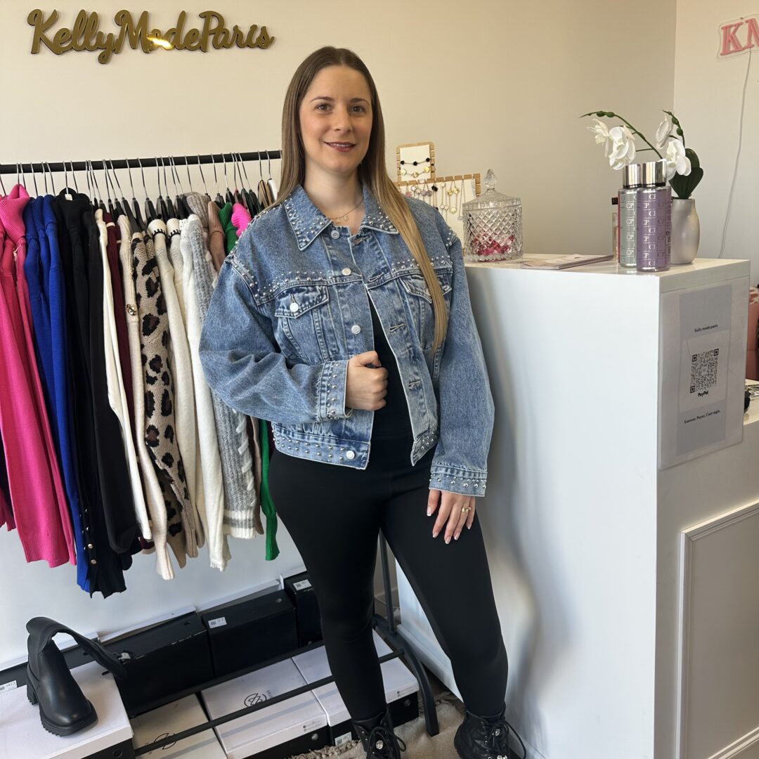 Veste en jeans clouté