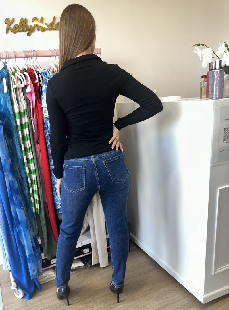 Top col polo noir – Image 4
